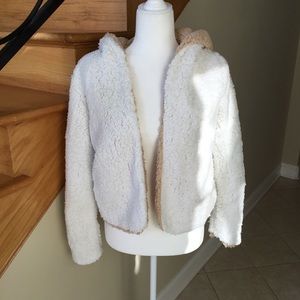 Zaful Jacket Sz s Fluffy hooded NWT